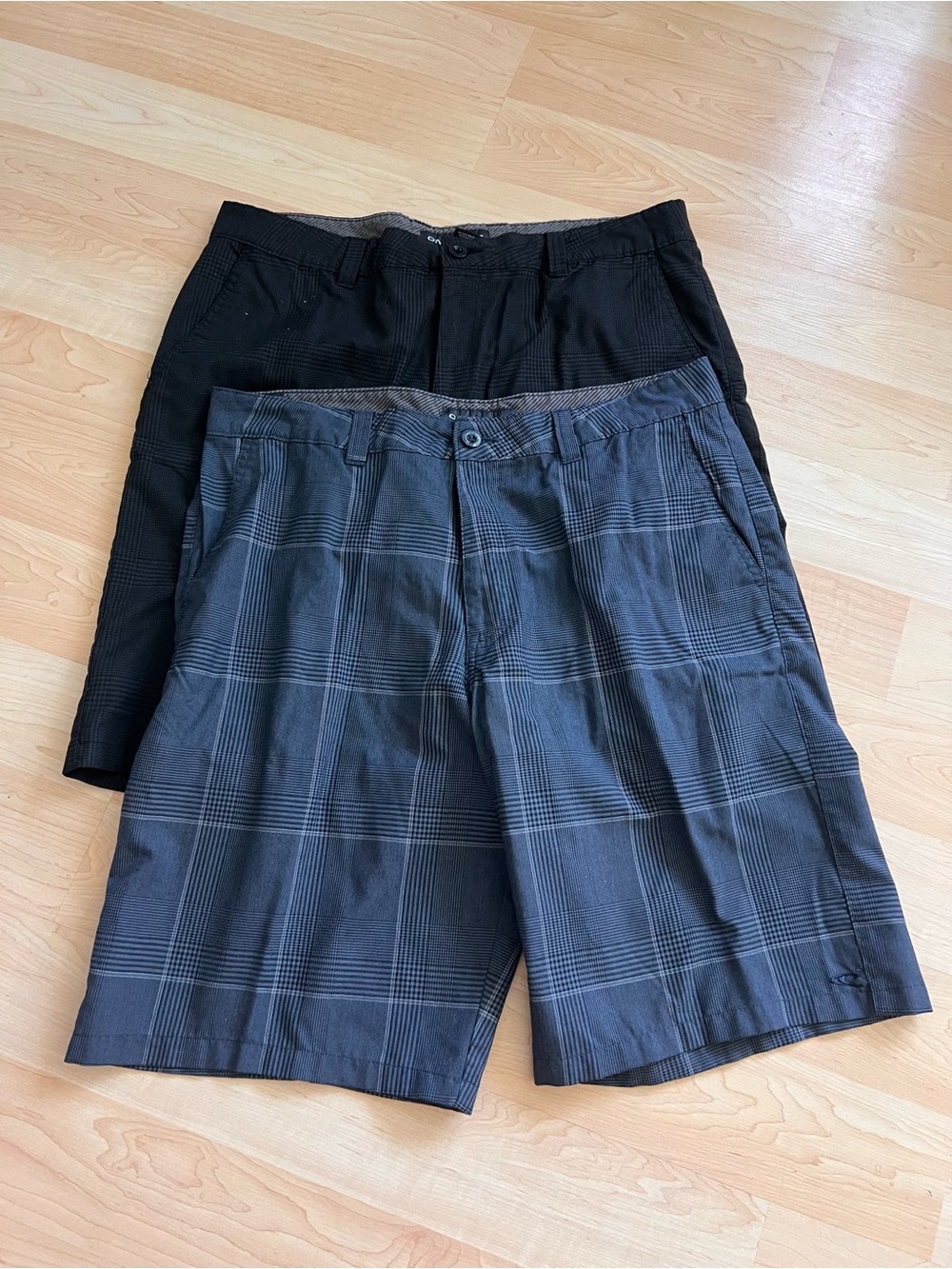 O’Neill Men’s Black & Gray Plaid Dress Shorts - Unbranded